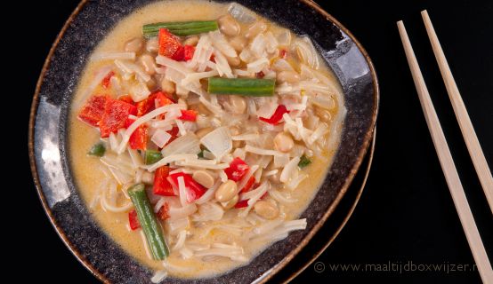 Thaise kokossoep met sojabonen